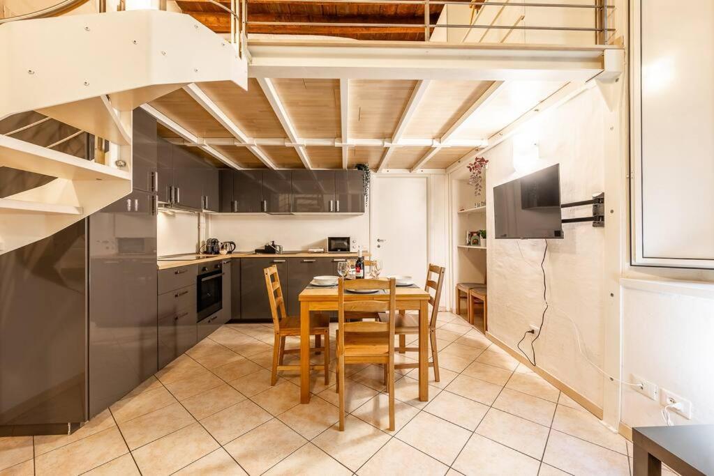 Verdi'S Nest - Loft With Wifi And Netflix Milano Ngoại thất bức ảnh
