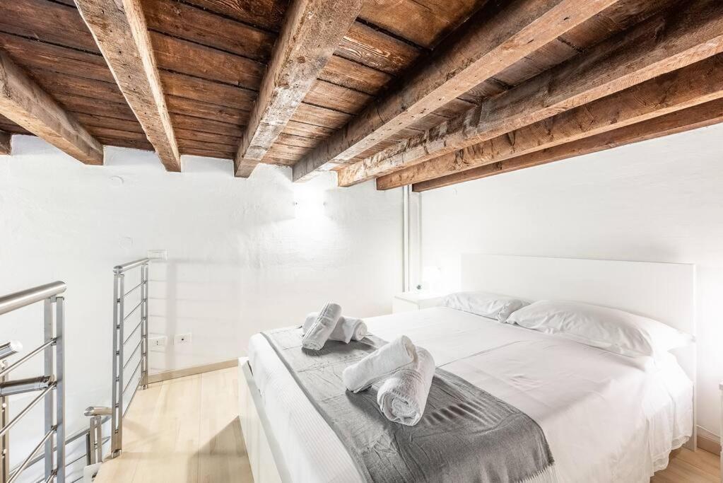Verdi'S Nest - Loft With Wifi And Netflix Milano Ngoại thất bức ảnh